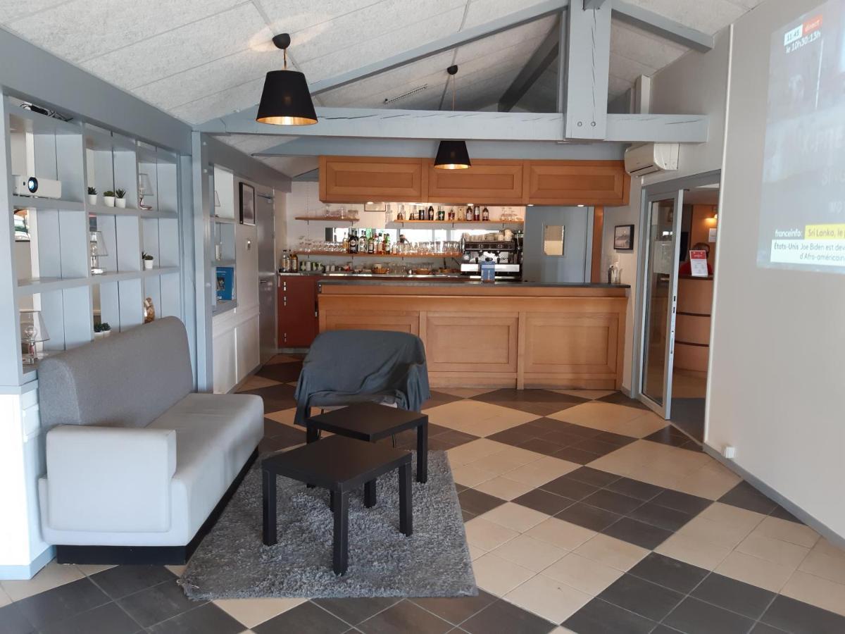 Отель Ibis Biarritz Anglet Aeroport Экстерьер фото