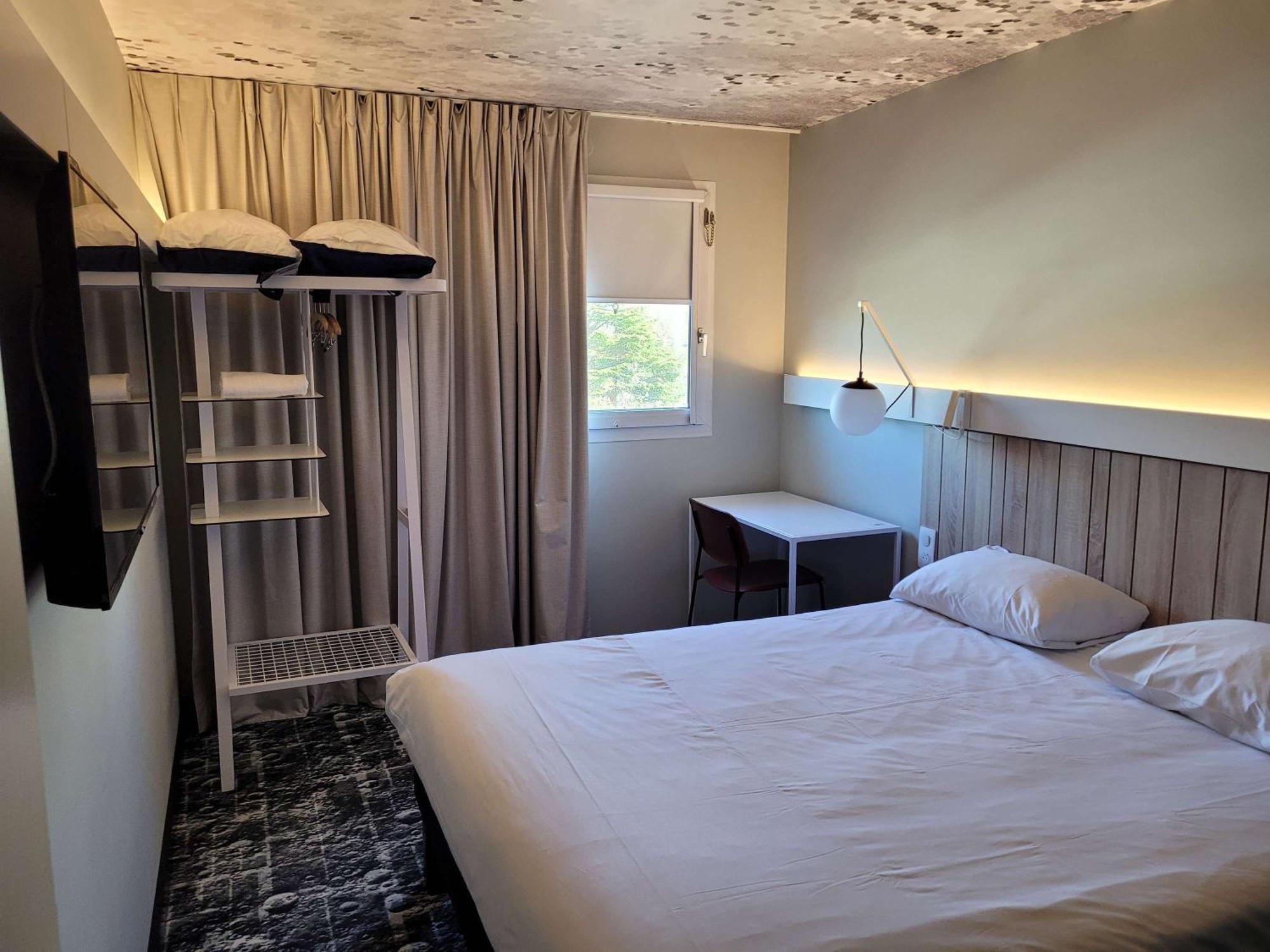 Отель Ibis Biarritz Anglet Aeroport Экстерьер фото